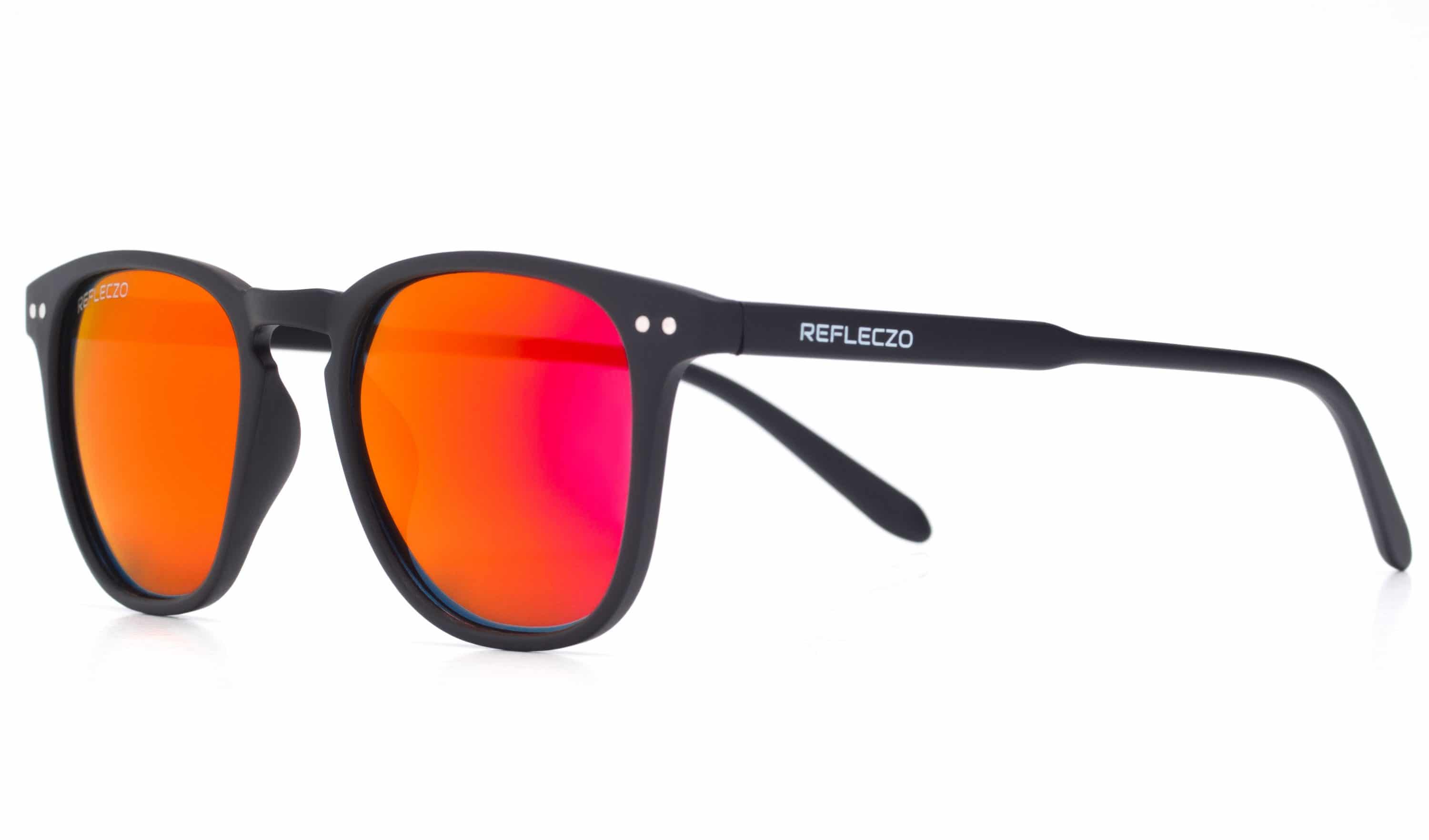 Alternative view of Cosmopolitan Vermelhos