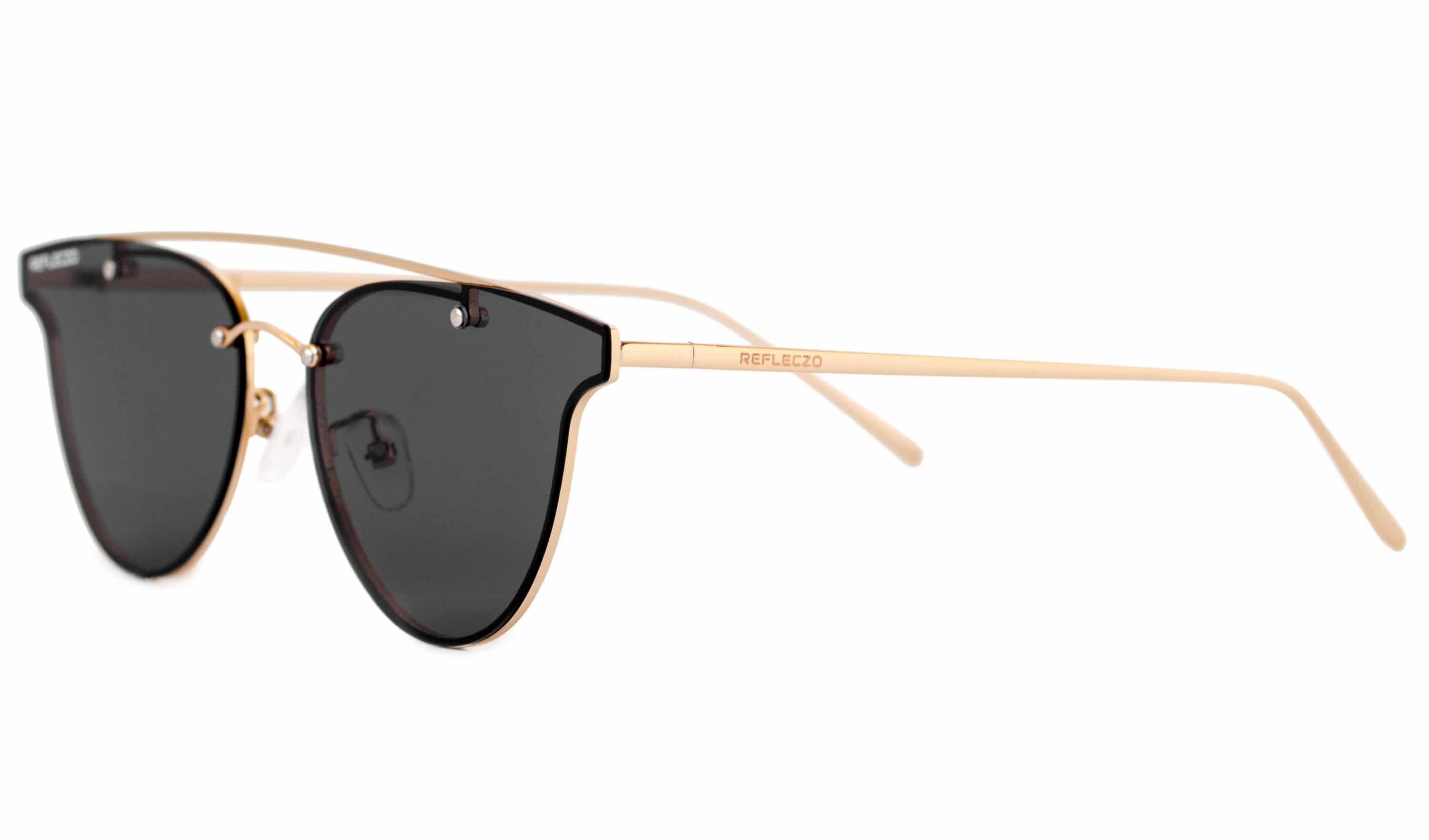 Alternative view of Bold Black